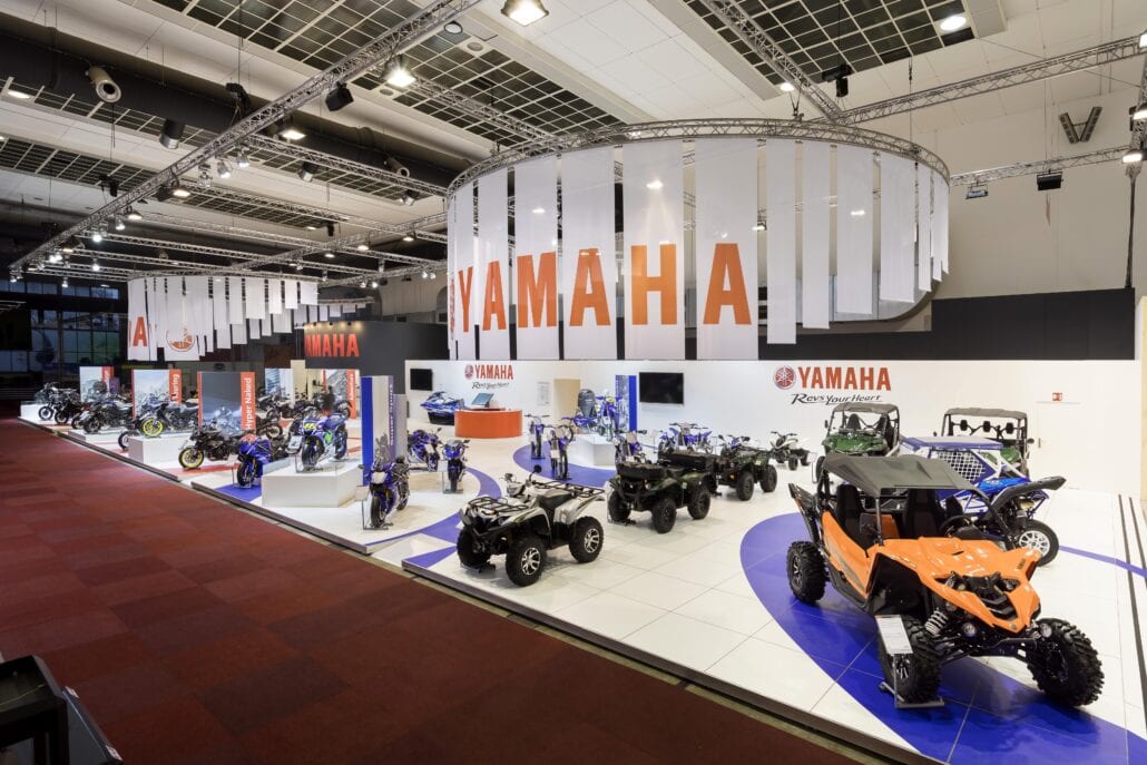 Expo Z standenbouw realiseerde deze mooie beursstand voor Yamaha motoren op het Autosalon van Brussel beursstand verhoogde vleor Autosalon Brussel