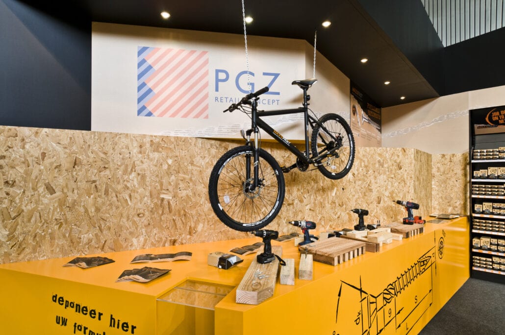 Expo Z verzorgde deze presentatie op maat van het product voor PGZ. houten beursstand constructie voor PGZ