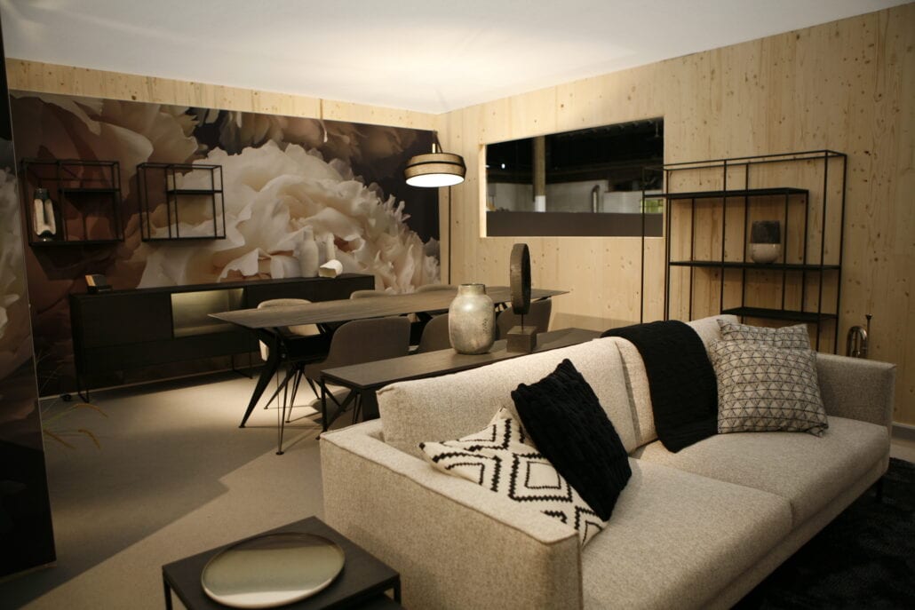 Expo Z verzorgde de afwerking van de ruwbouw woningen op de stand van Mintjens. beursstand voor Mintjens op Meubelbeurs Brussel
