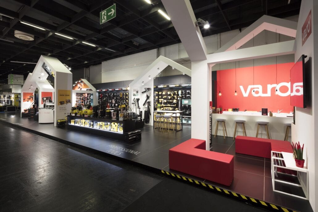 lounge meubels beursstand Varo Eisenwarenmesse Keuelen