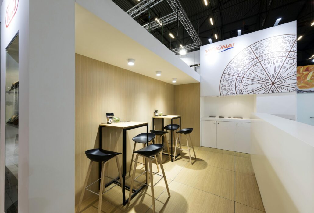 gezellige kleine beursstand voor Vichiunai op Horeca Expo gent
