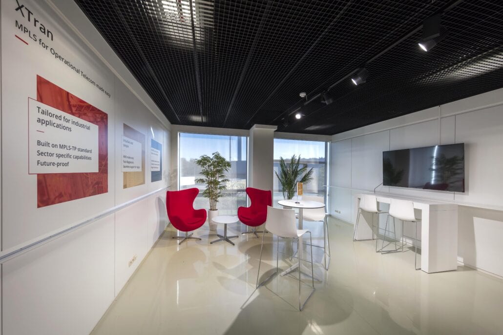 interieurbouw showroom OTN systems ontvangstruimte