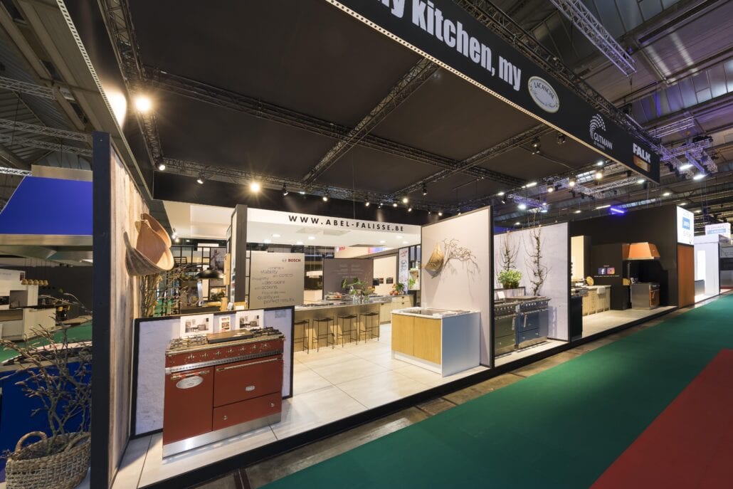 Expo Z draagt niet enkel zorg voor je beursstand, maar ook voor alle technische aspecten die erbij komen kijken, zodat u op beide oren kunt slapen. beursstand Able Falisse Batibouw