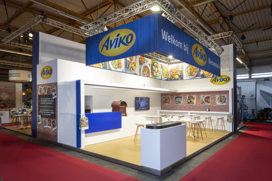 Expo Z standenbouw denkt mee met de klant en haalt het maximale uit je beursdeelname met een beursstand op maat van de doelen van de klant. Beursstand Aviko op Horeca Expo Gent.
